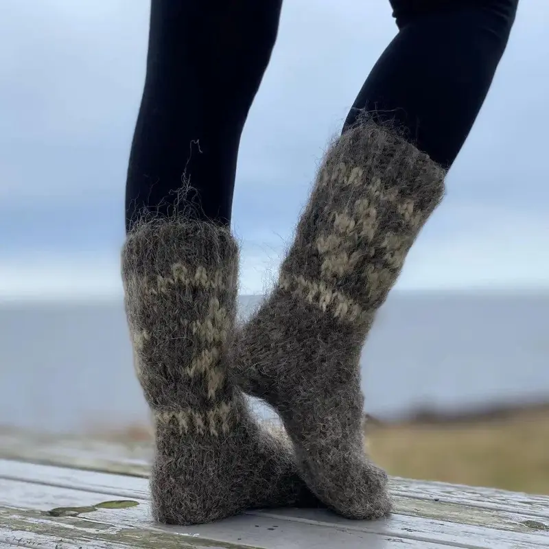 100 Wool Socks