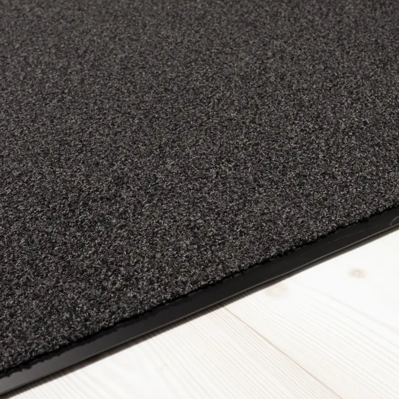 Clean Max Black